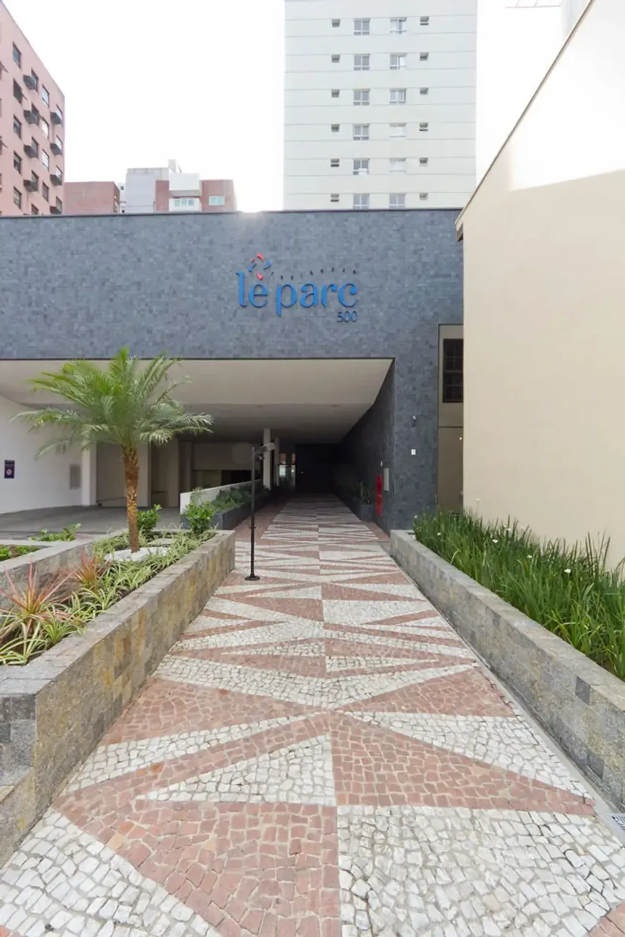 Apartamento 1 dormitório sem vaga com cozinha integrada — photo 26