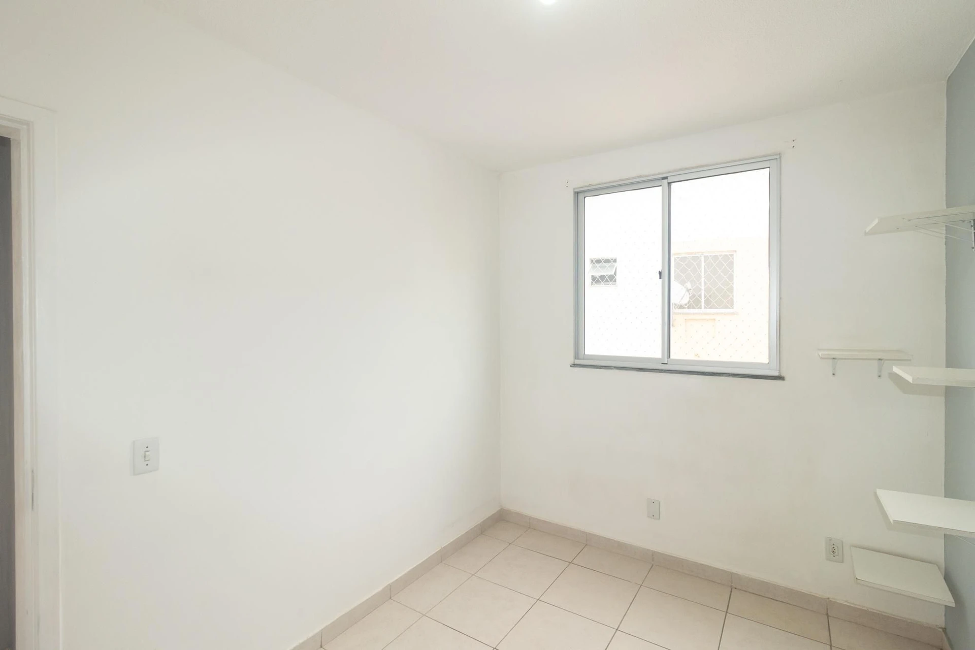 2-bedroom apartment in a building with a pool — photo 44
