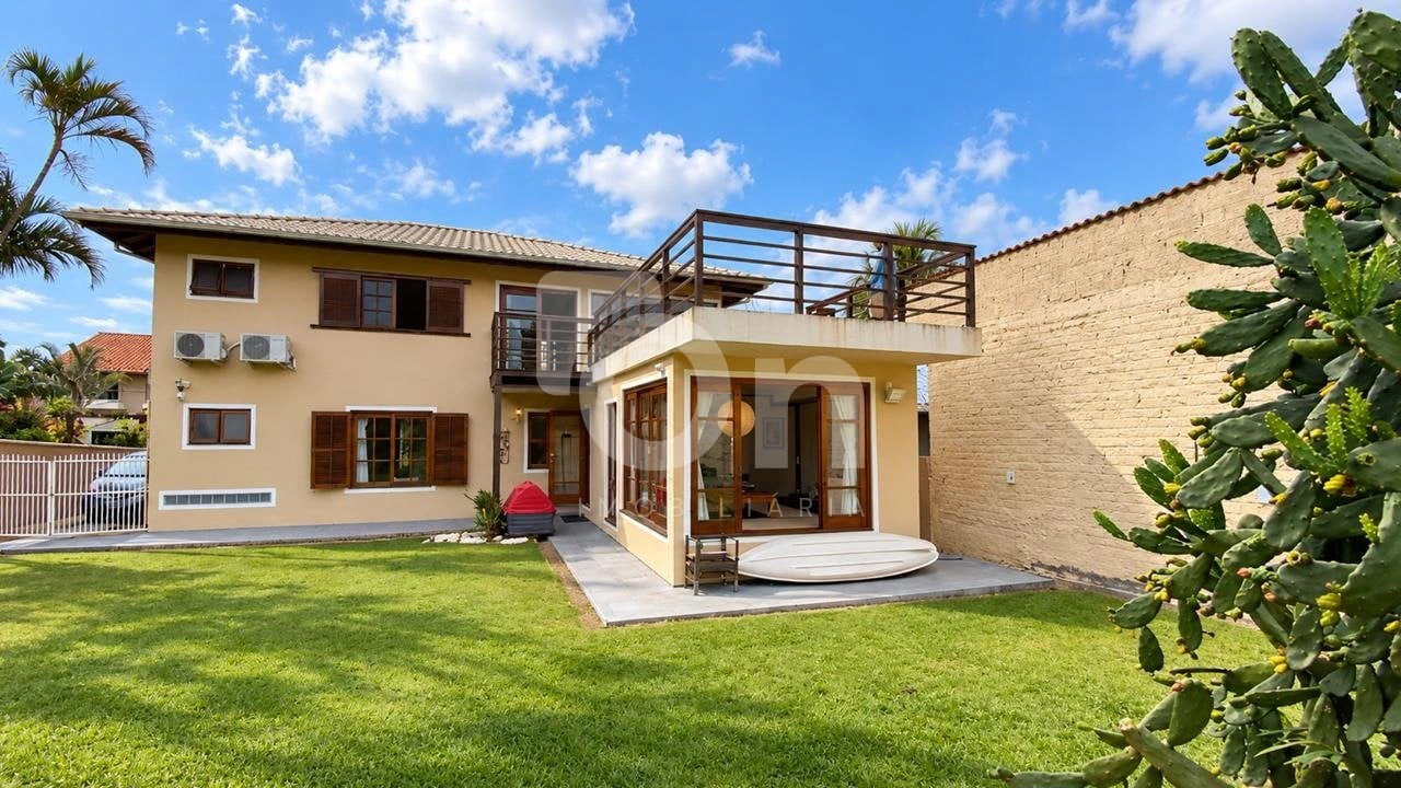 Furnished house, 238 m², with a dishwasher — photo 13