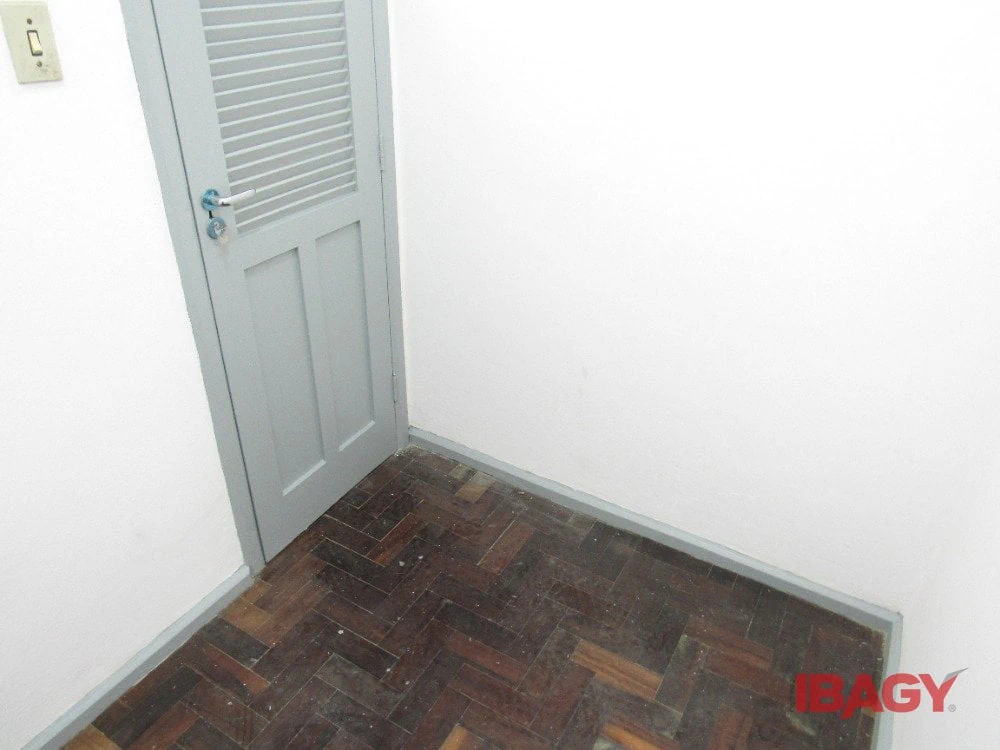 3-bedroom apartment with a separate kitchen 80 m² — photo 22