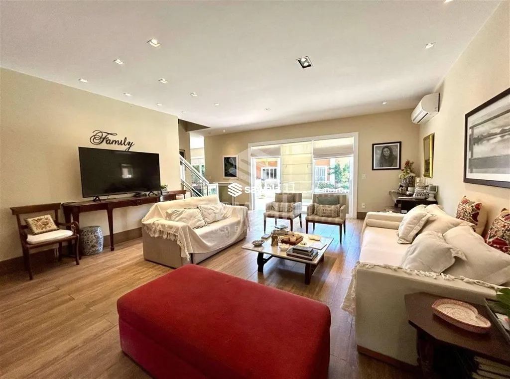 Furnished house with 600 m², 3 bedrooms and 5 baths — photo 2