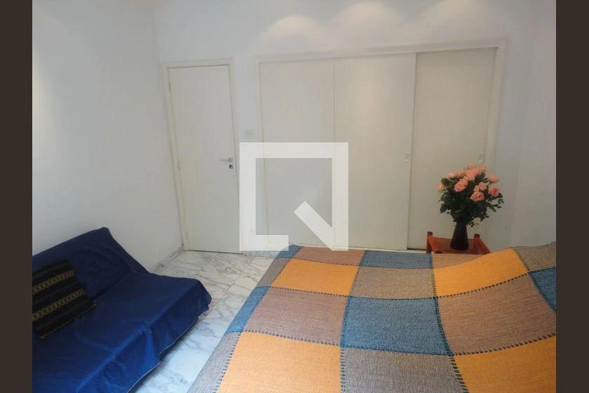 Furnished apartment with 4 bedrooms and 120 m² — photo 6