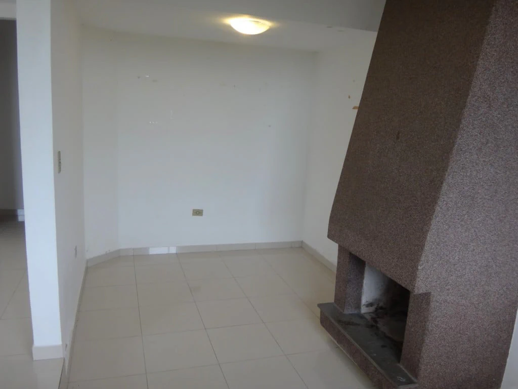 3-bedroom house with a home office in Curitiba — photo 17