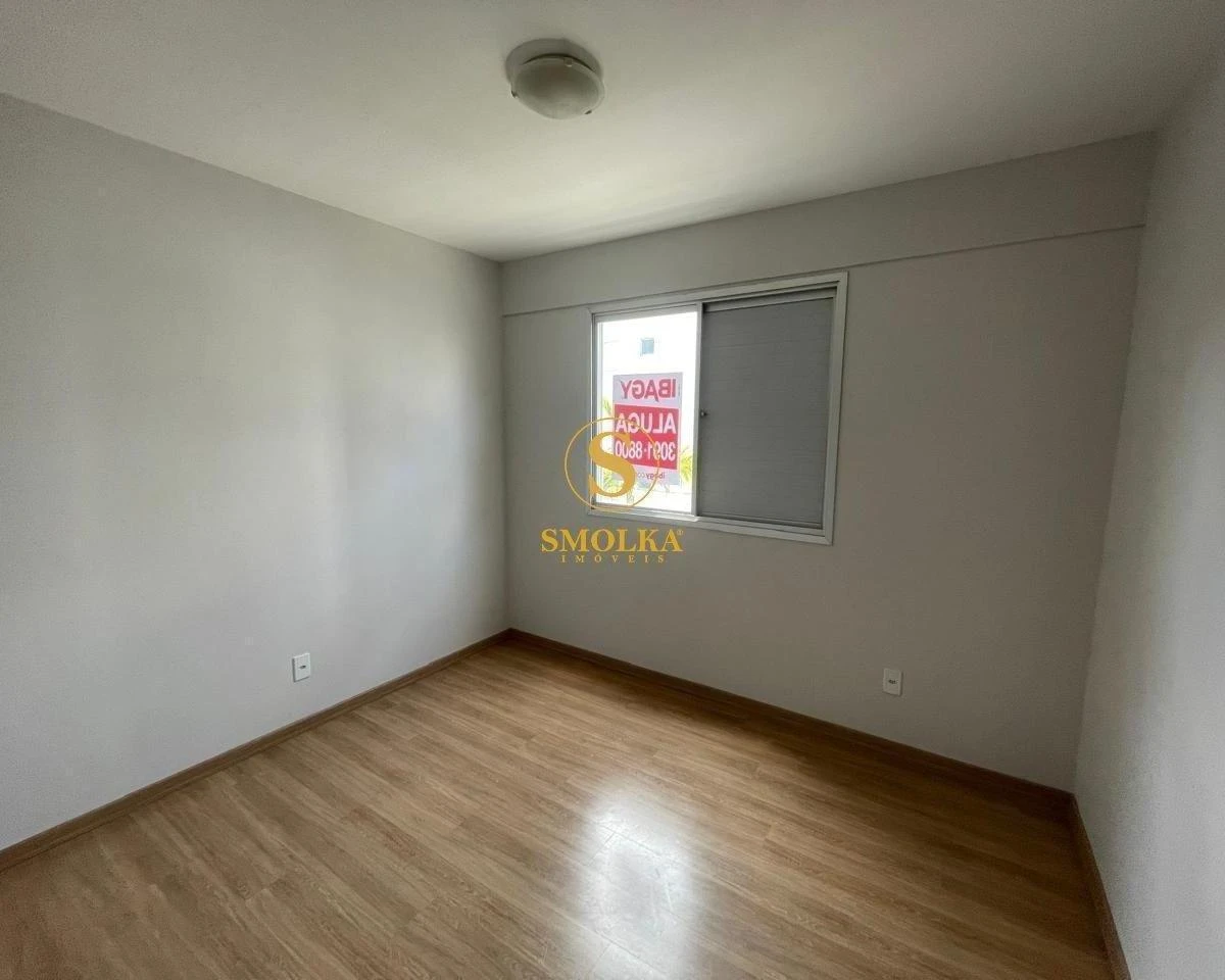 Apartment, 114 m², with wood or laminate floors — photo 12