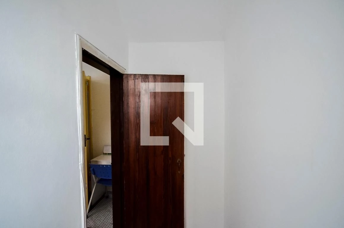 Casa mobiliada com 4 quartos e mesa de trabalho pronta — photo 8