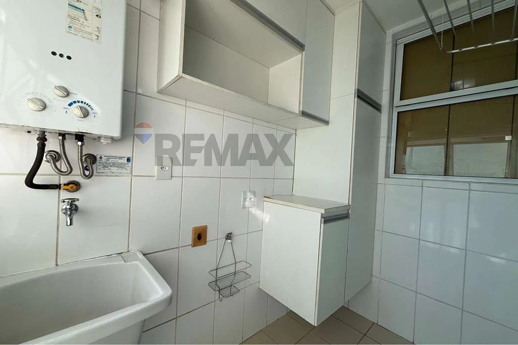 Apartamento reformado de 98 m² com varanda fechada — photo 14