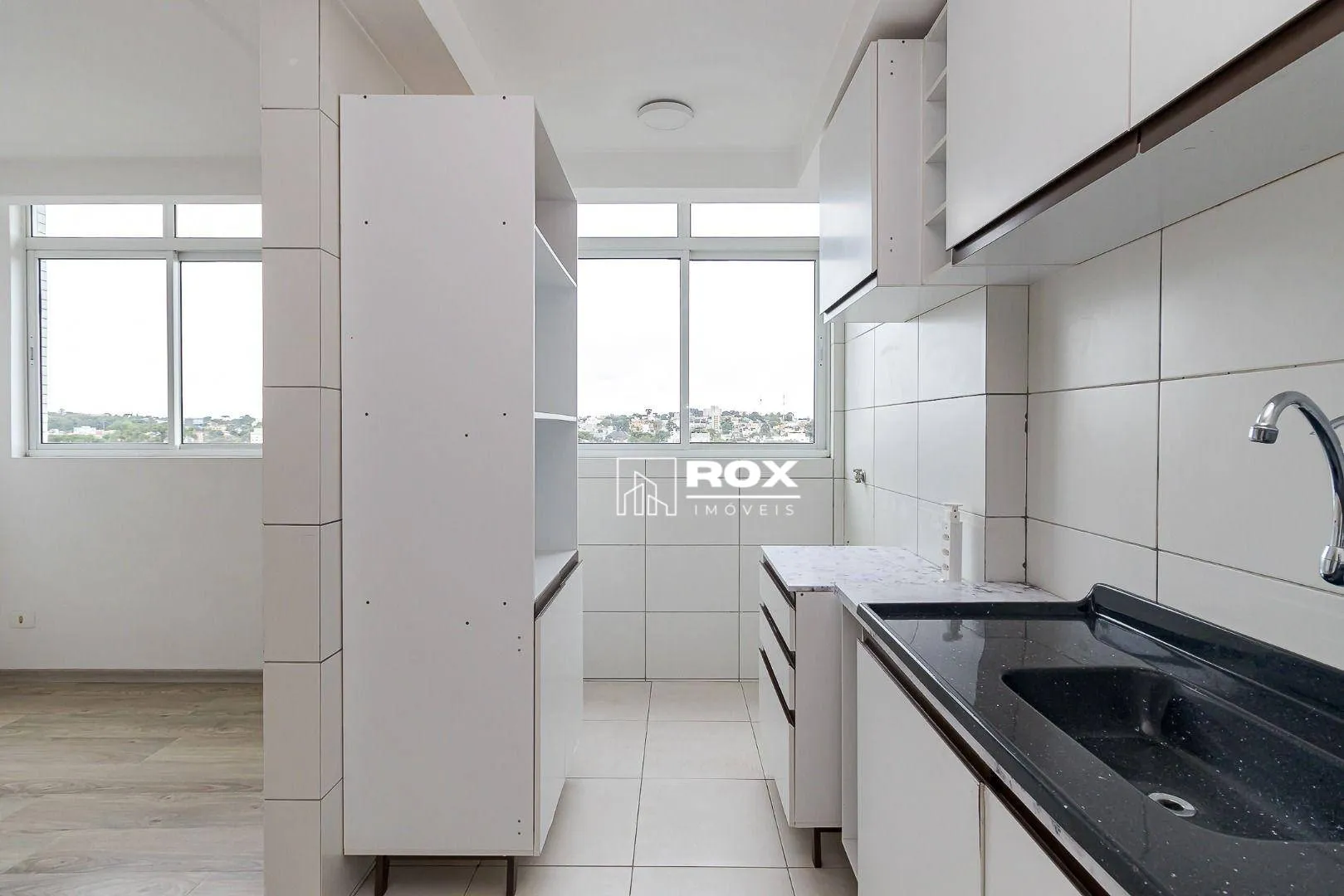 99 m² apartment with 2 bedrooms and 1 parking spot — photo 23