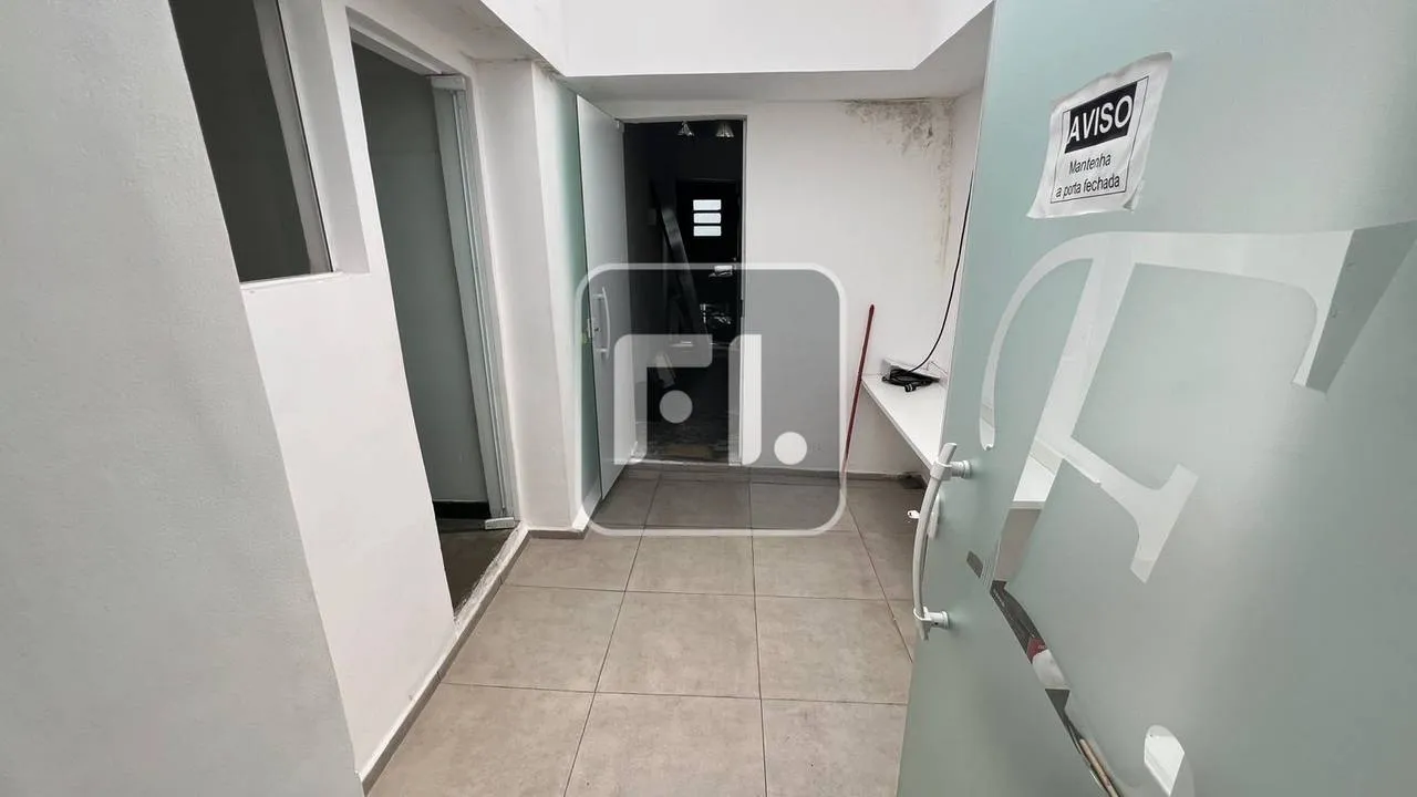Дом с 4 спальнями, 4 ванными и 160 м² — photo 16