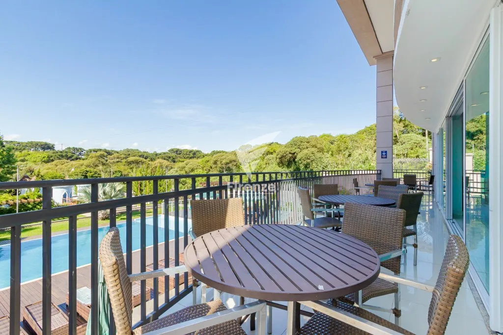 Furnished house with 4 bedrooms and 320 m² — photo 19