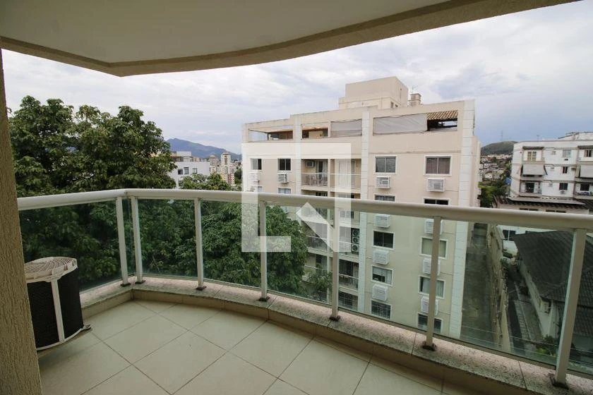 153 m² apartment with 2 bedrooms and a balcony