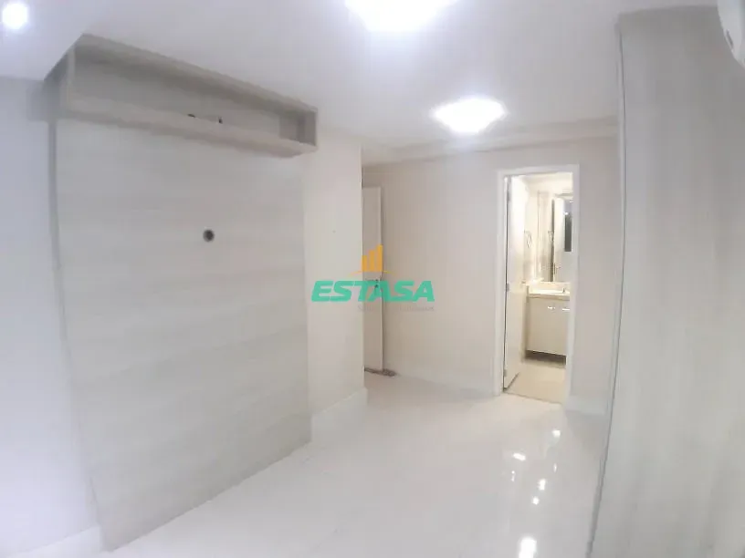 Apartment with 3 bedrooms and a closed kitchen with gas — photo 6