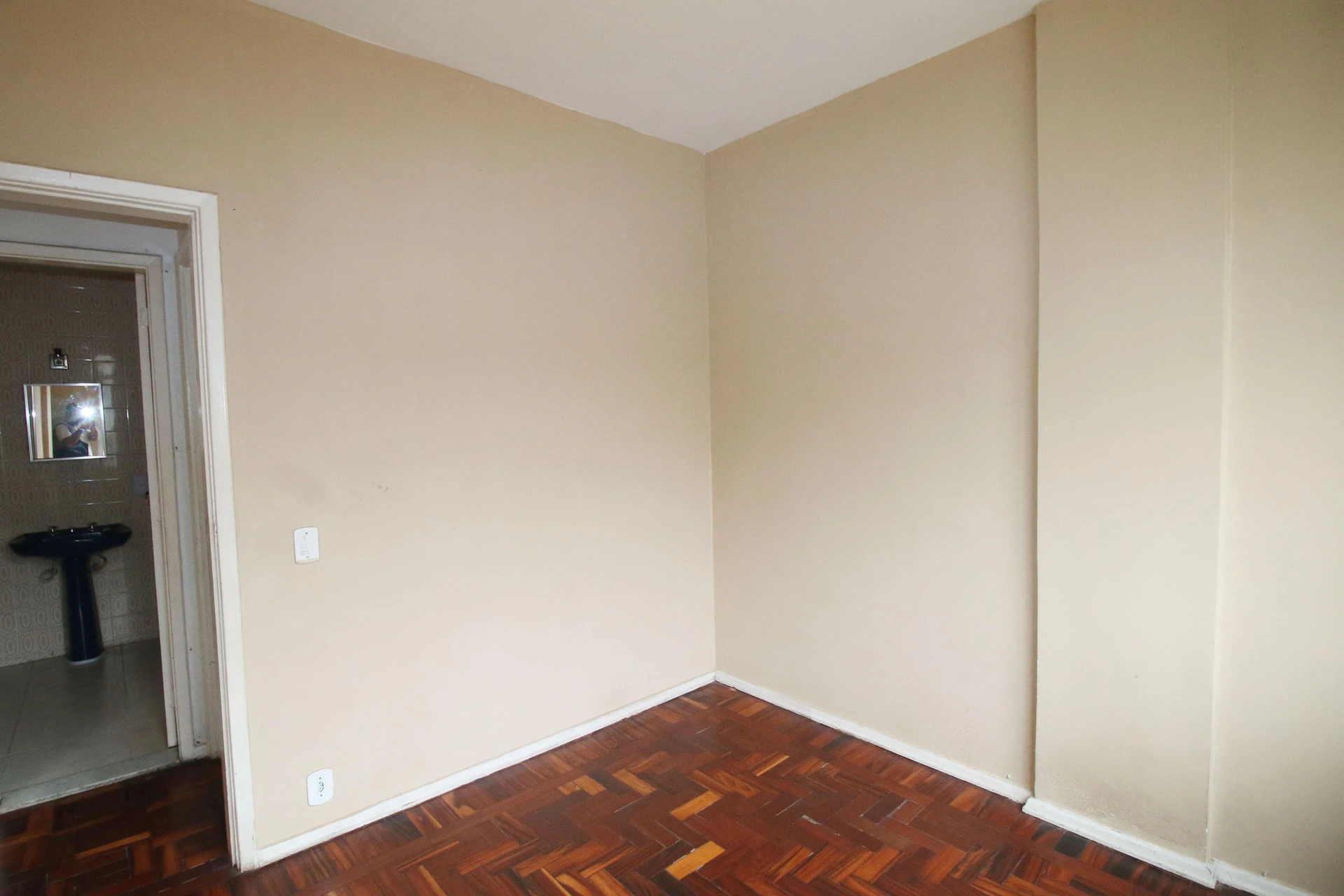 Rental apartment with 2 bedrooms and a private garden — photo 24