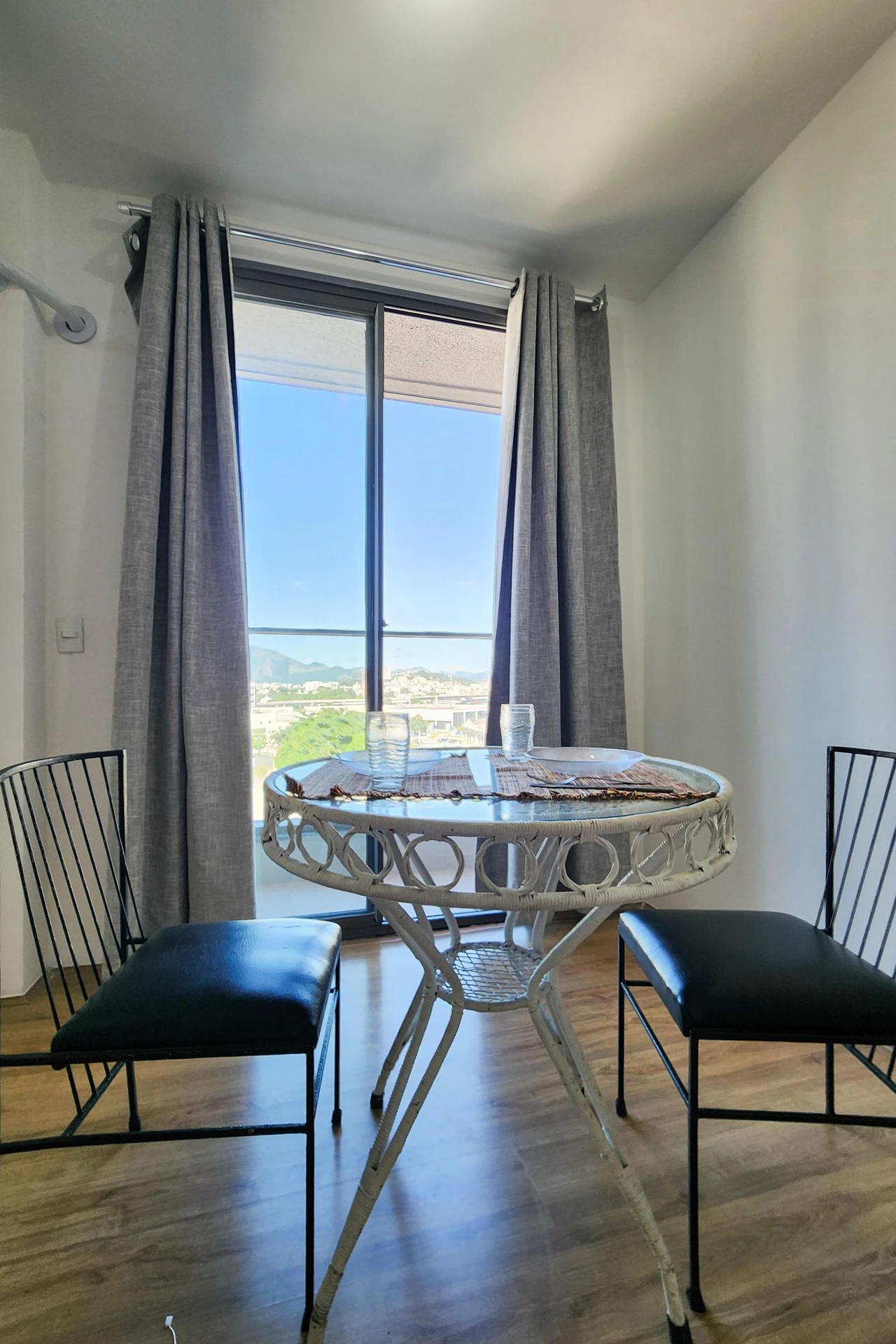 Studio with kitchenette, A/C, and a balcony — photo 15