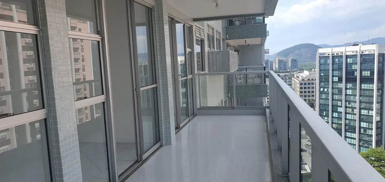Mountain view in a 2-bedroom apartment, 80 m² — photo 10