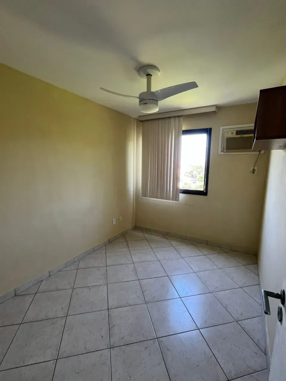 Unfurnished 66 m² apartment with 3 bedrooms — photo 10