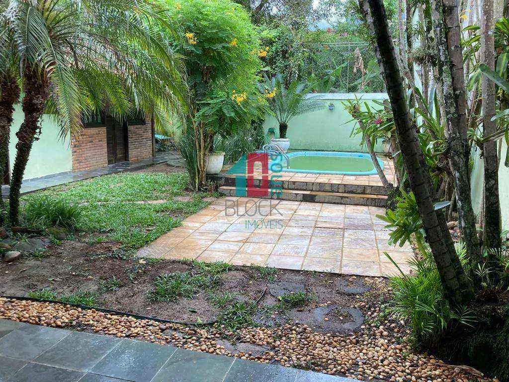 Casa de condomínio com 4 quartos e varanda com churrasqueira — photo 5