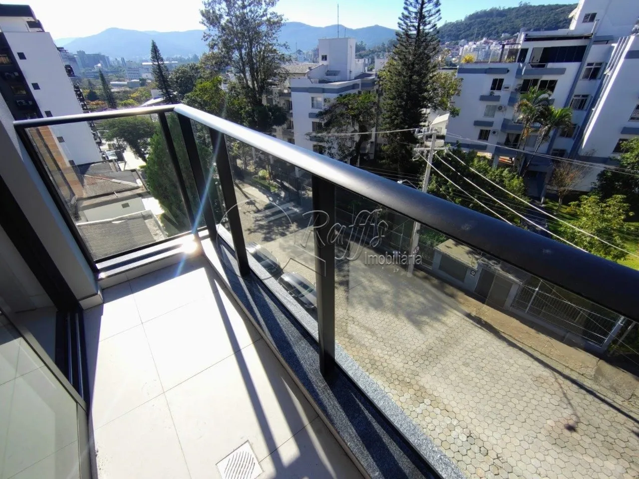 Estudio amueblado de 25 m² con balcón cerrado — photo 17