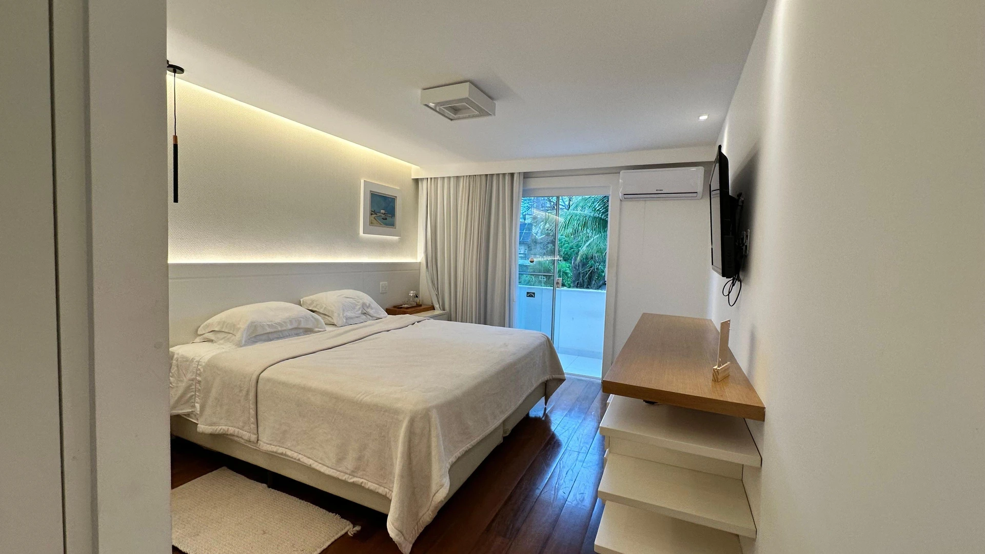 Furnished house, 360 m², with a walk-in closet — photo 29