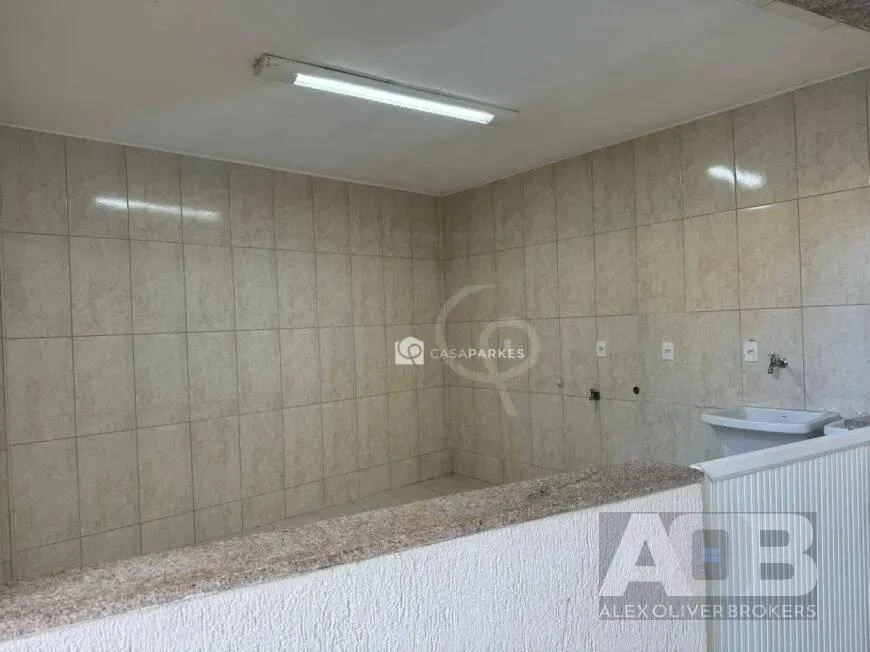 Casa de 470 m² com 3 quartos e cozinha separada — photo 4
