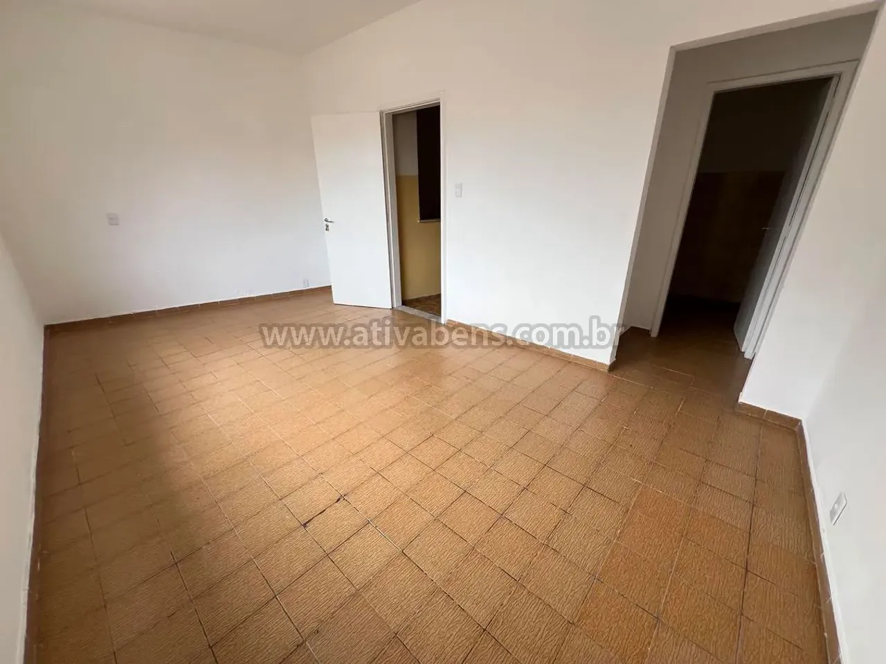 Apartment with 2 bedrooms and 1 bathroom, no parking — photo 7