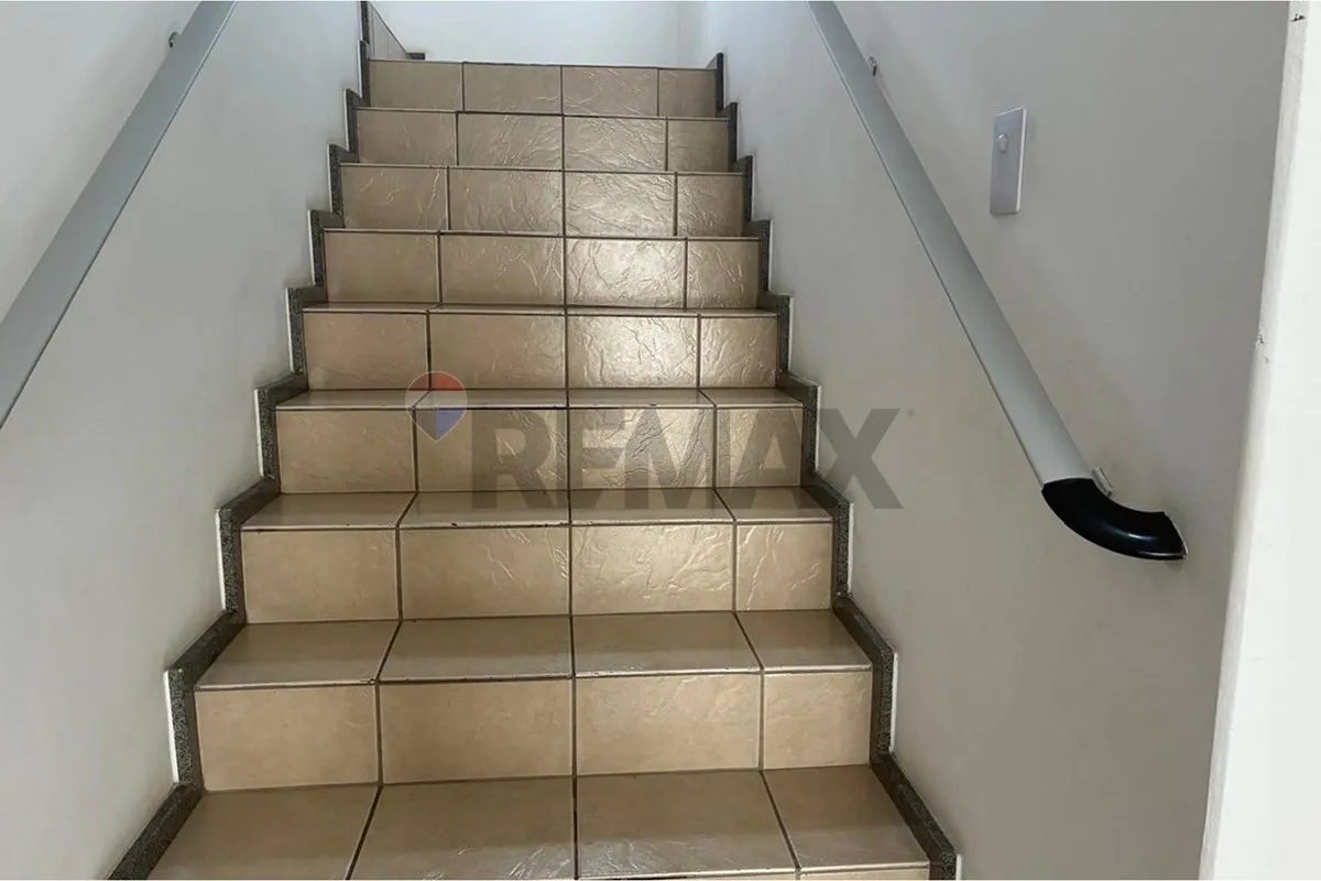 3-bedroom apartment, 1 with its own bathroom, 48 m² — photo 6
