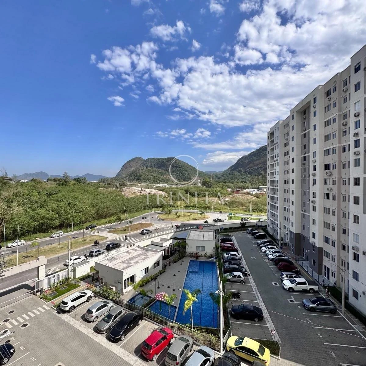 2-bedroom apartment with a mountain view in Rio de Janeiro — photo 21