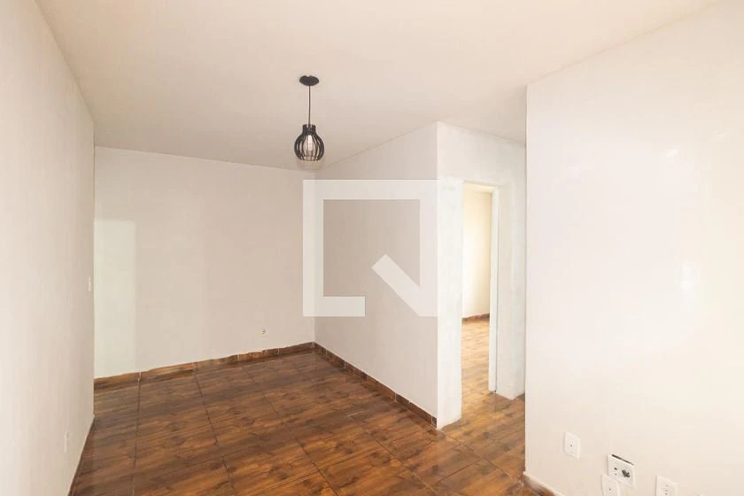 Apartamento de 2 quartos com piso de cerâmica e vaga — photo 19