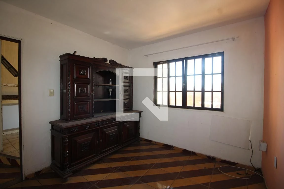 Apartment with 2 bedrooms and a balcony and closed kitchen — photo 26