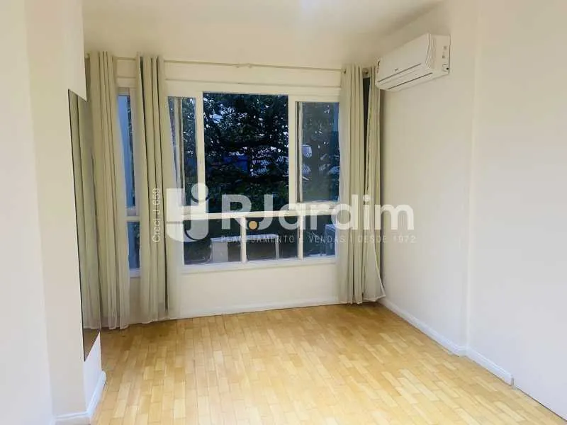 Apartamento com 3 quartos, 3 banheiros e varanda — photo 29