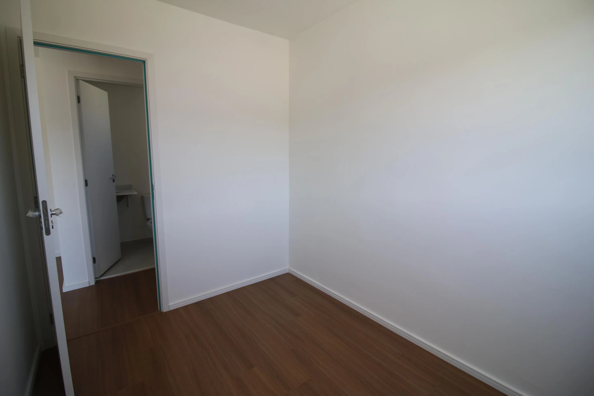 Unfurnished apartment with 2 bedrooms and 1 bathroom — photo 26