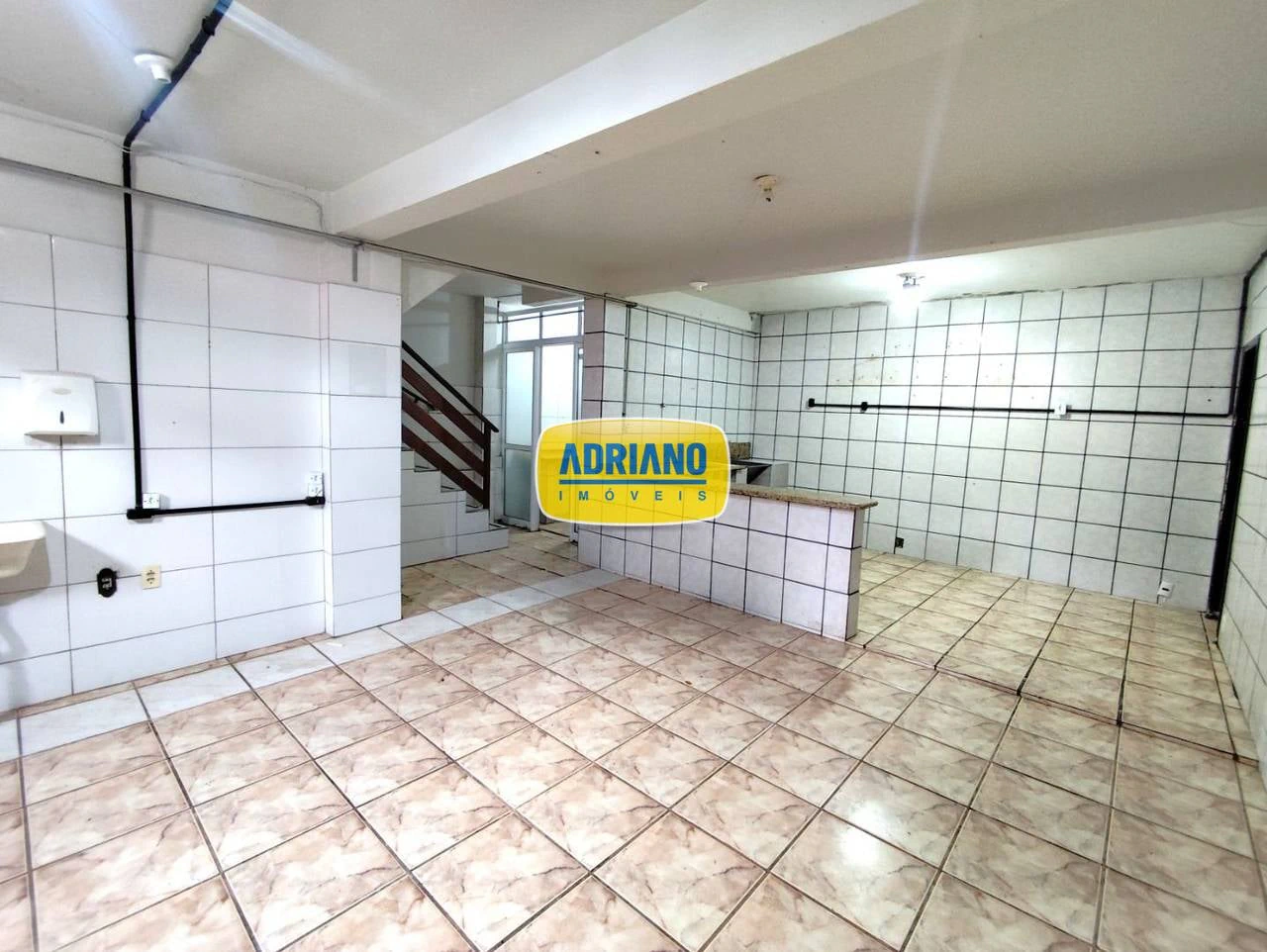 House with 4 bedrooms and a private garden — photo 4