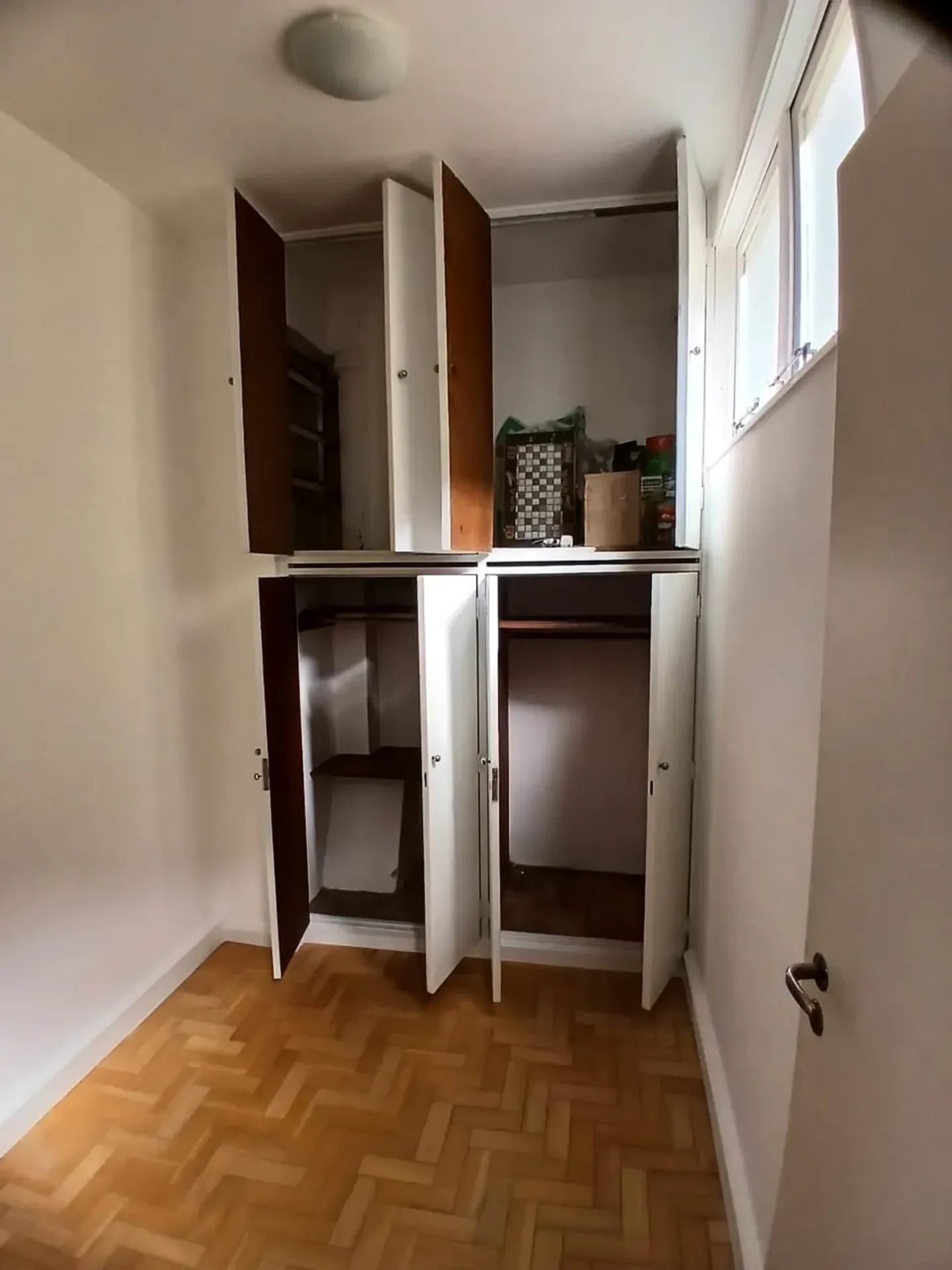 Квартира 70 м² с 2 спальнями и отдельной кухней — photo 23