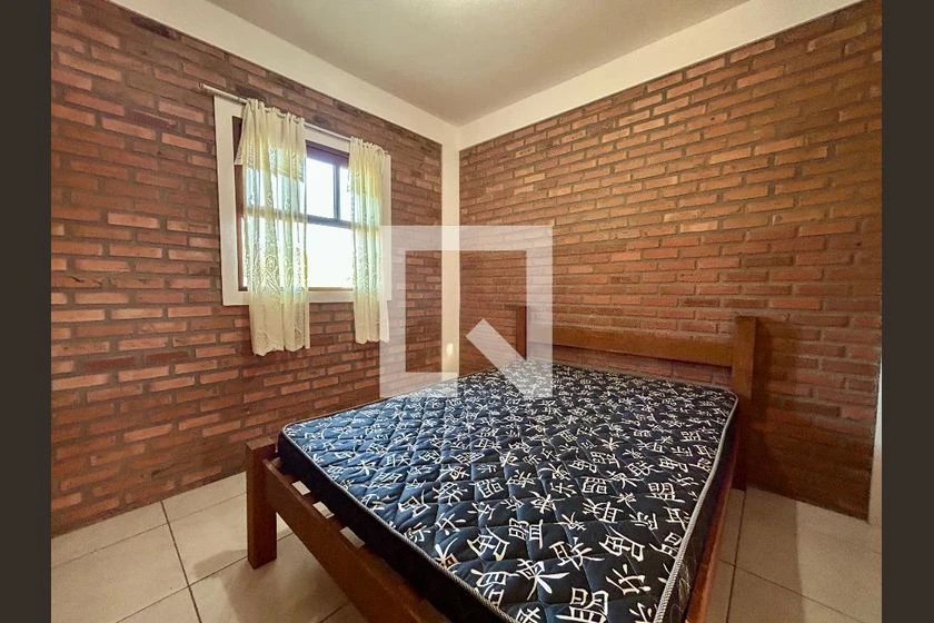 Apartamento amueblado de 2 dormitorios con balcón — photo 7