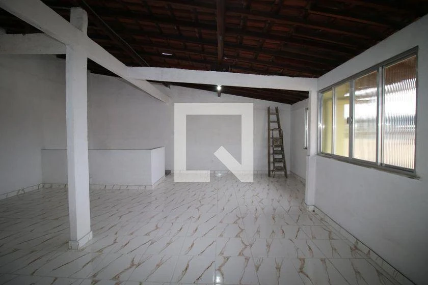 Rental house with 2 bedrooms and a balcony — photo 5