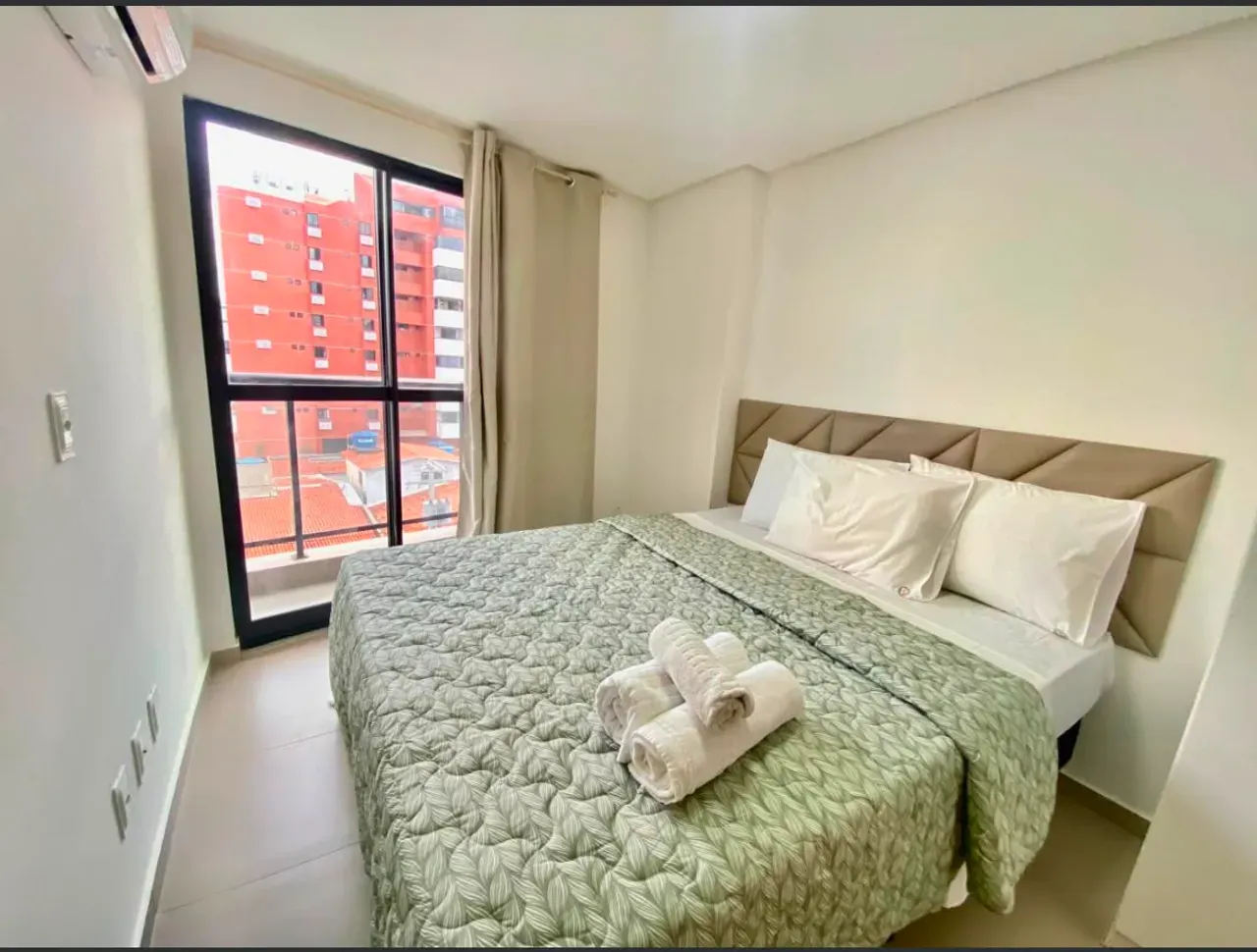 Apartamento mobiliado com 2 quartos e varanda com churrasqueira — photo 5