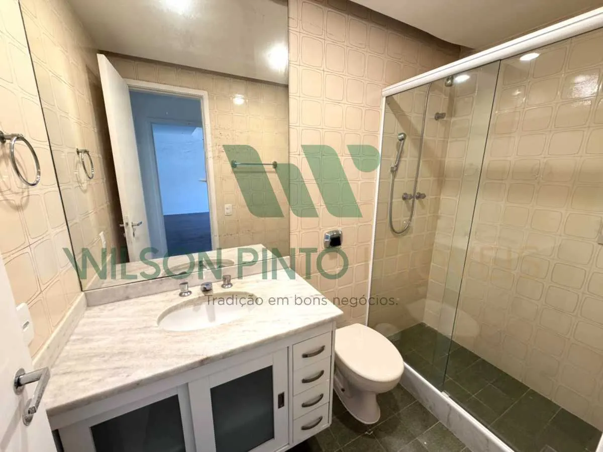 2-bedroom apartment with a mountain view in Rio de Janeiro — photo 5