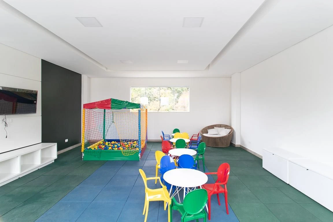 2-bedroom apartment in a building with a gym — photo 36