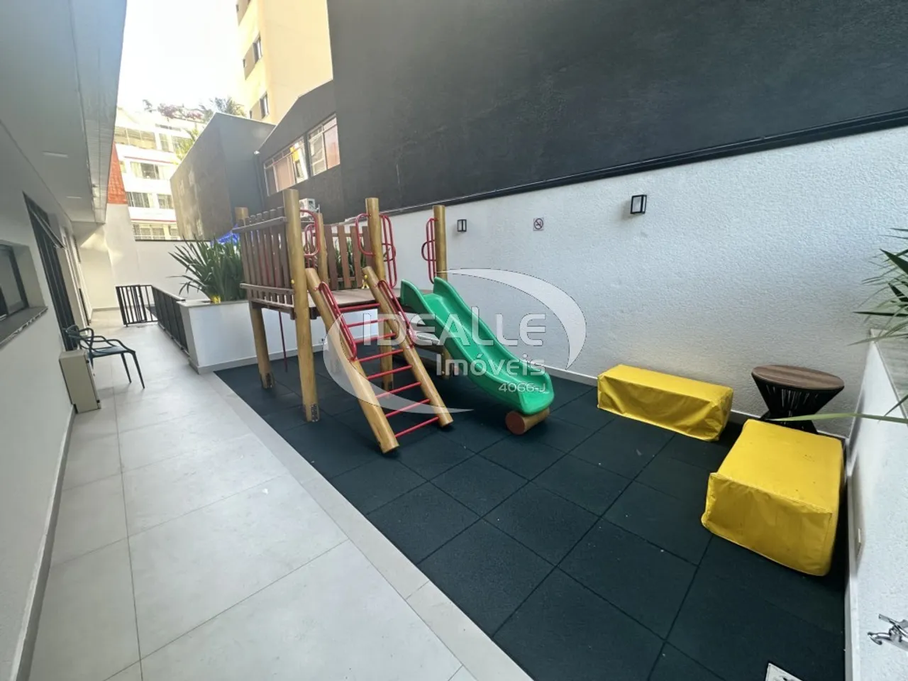 Estúdio mobiliado com cozinha compacta — photo 13