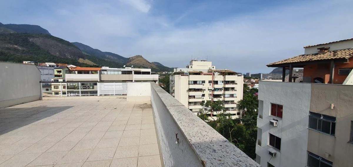 Furnished 169 m² apartment with balcony and barbecue — photo 18