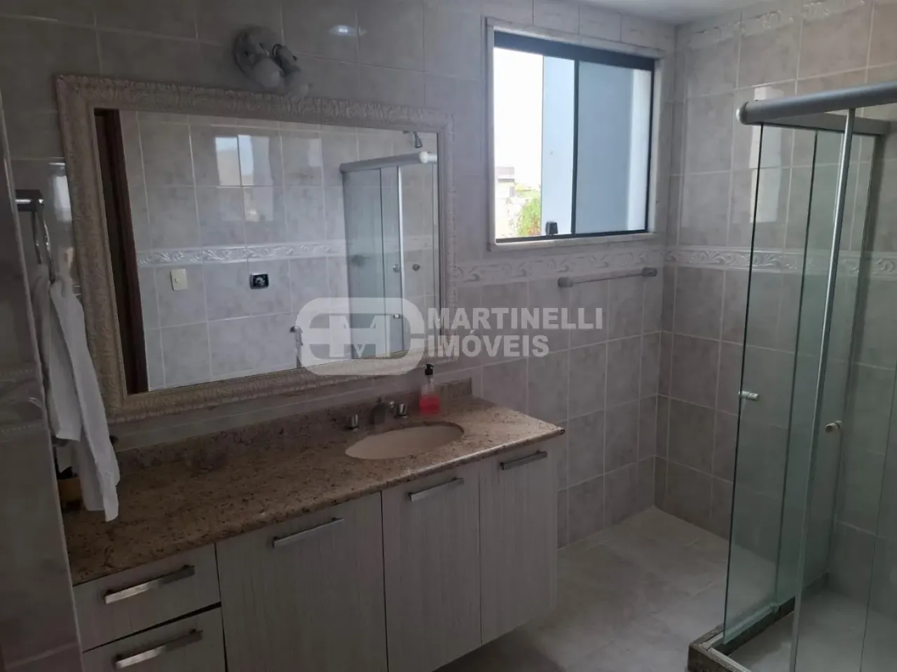 Furnished 3-bedroom apartment with a terrace — photo 11