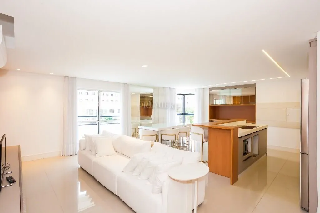 Furnished apartment, 135 m², with a bathtub — photo 14