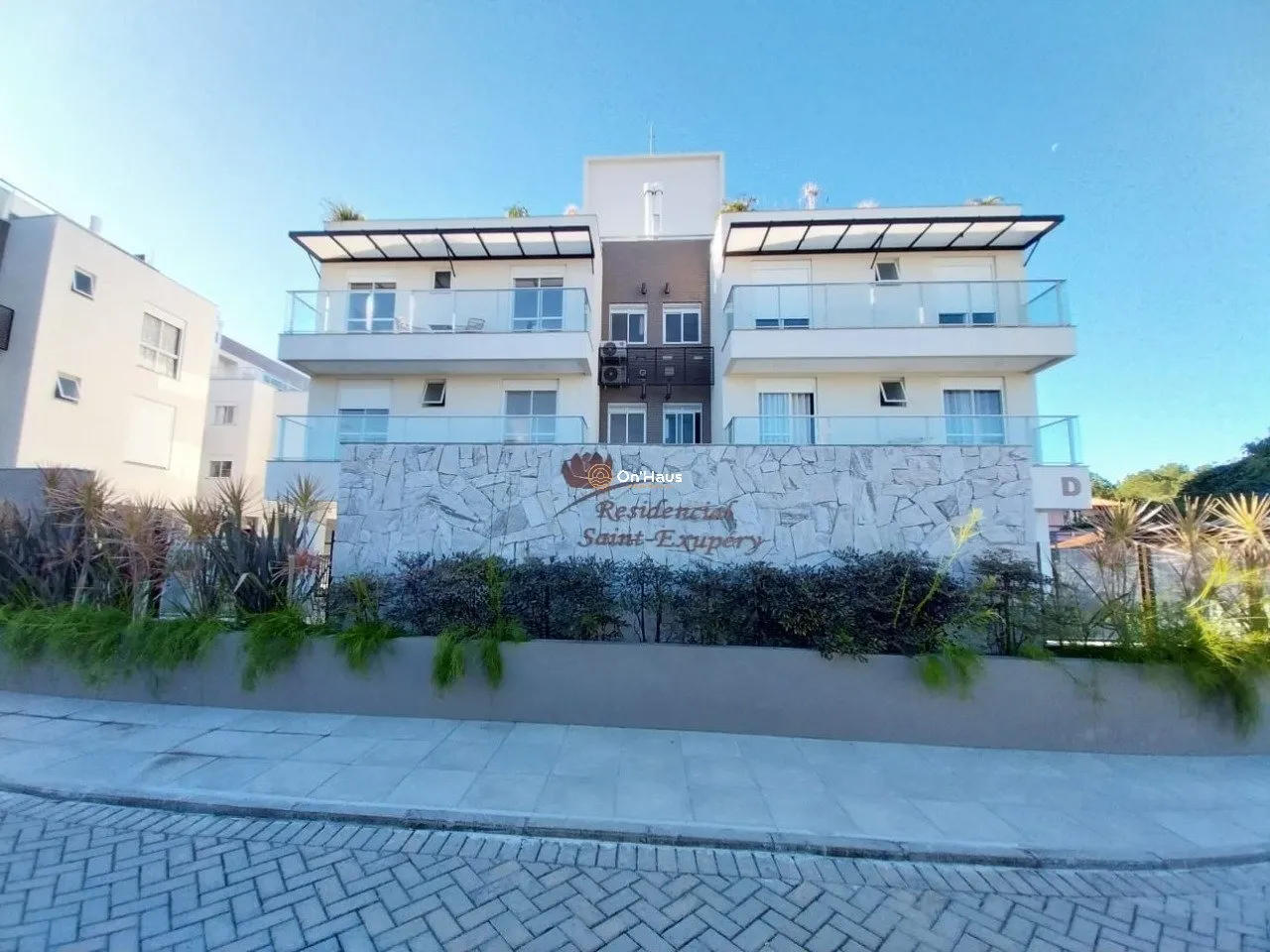Apartamento de 3 dormitorios con parrilla privada