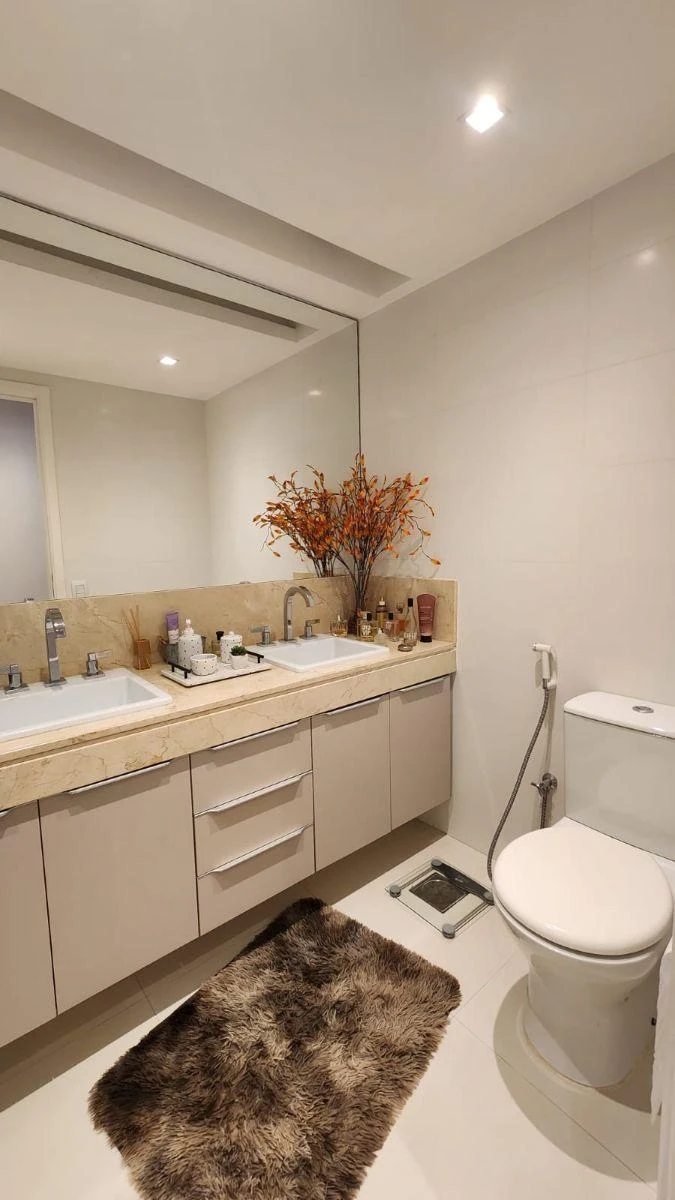 160 m² furnished apartment with 5 bedrooms and 3 parking — photo 24