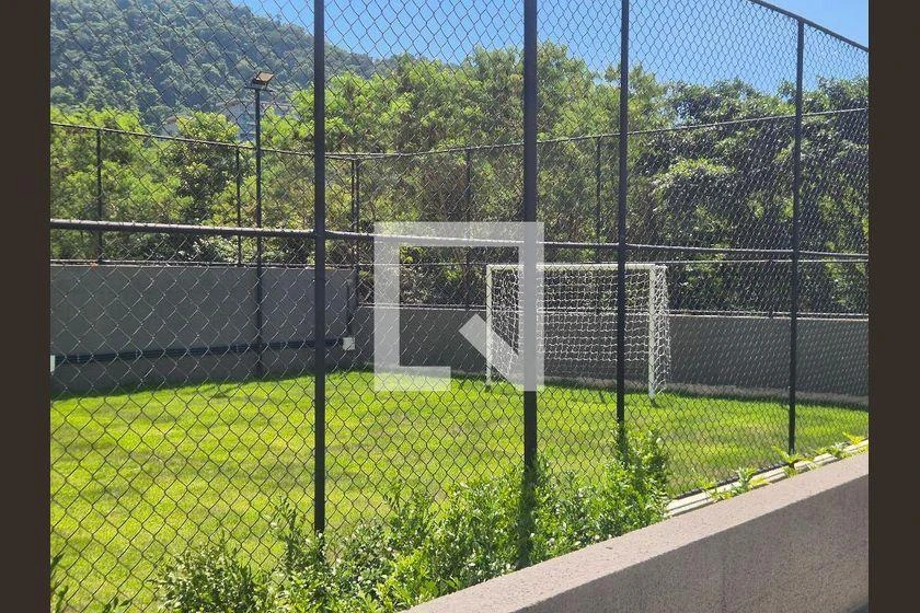 Apartamento para locação com janelas do chão ao teto — photo 2