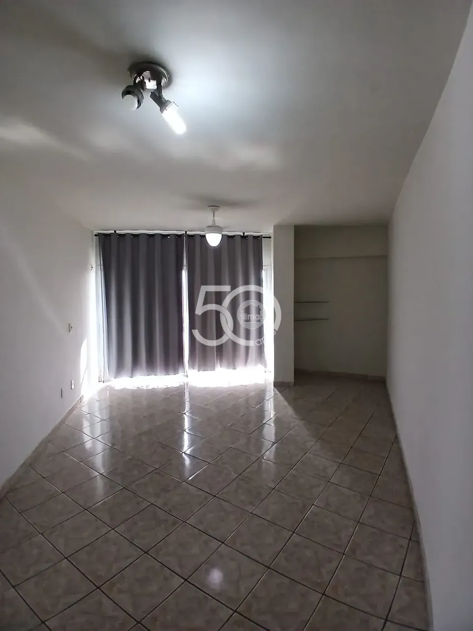Apartamento de 1 quarto com varanda e 50 m² — photo 3