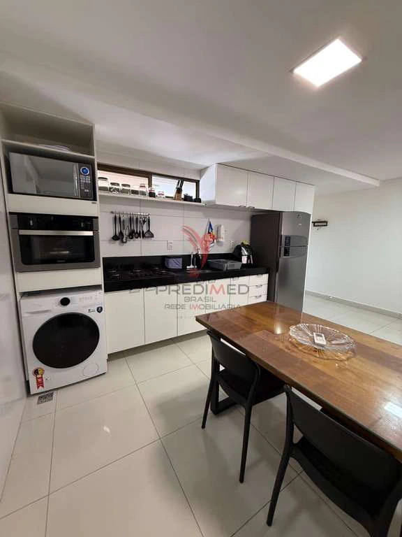Furnished 2-bedroom apartment with an open-plan kitchen — photo 5