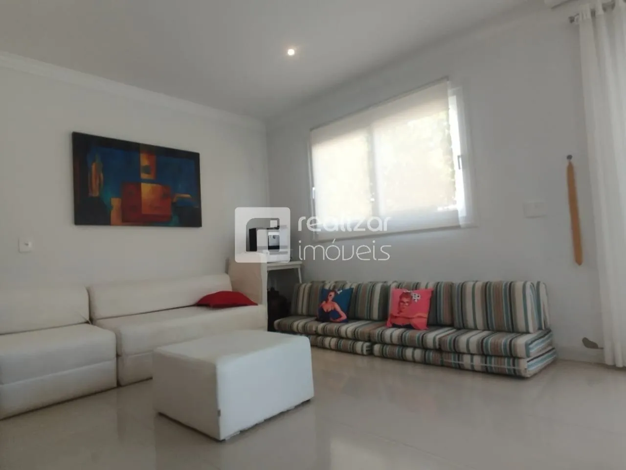 Furnished house with 4 bedrooms and 190 m² plus a garden — photo 48