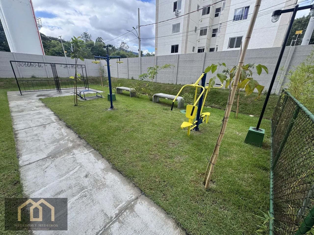 Apartamento mobiliado com 2 quartos e 1 banheiro — photo 15