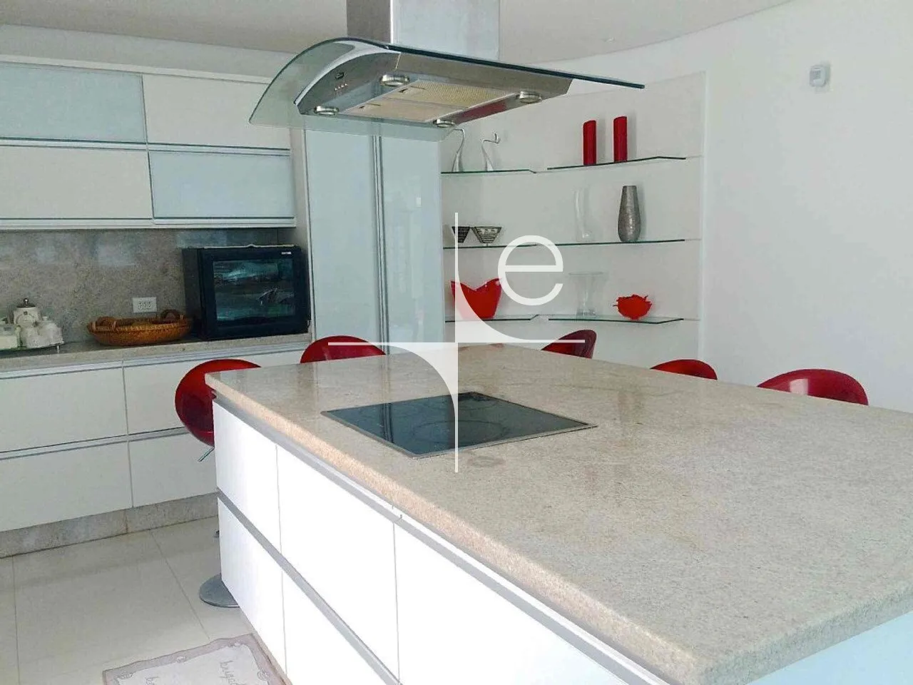 Furnished house with 7 bedrooms and a balcony BBQ — photo 14