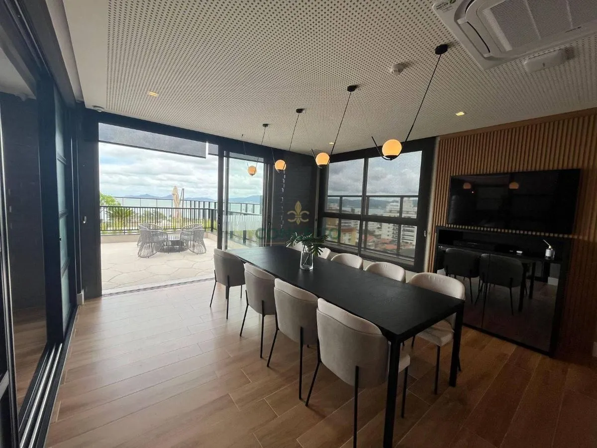 Furnished apartment, 69 m², with a grill on the balcony — photo 4
